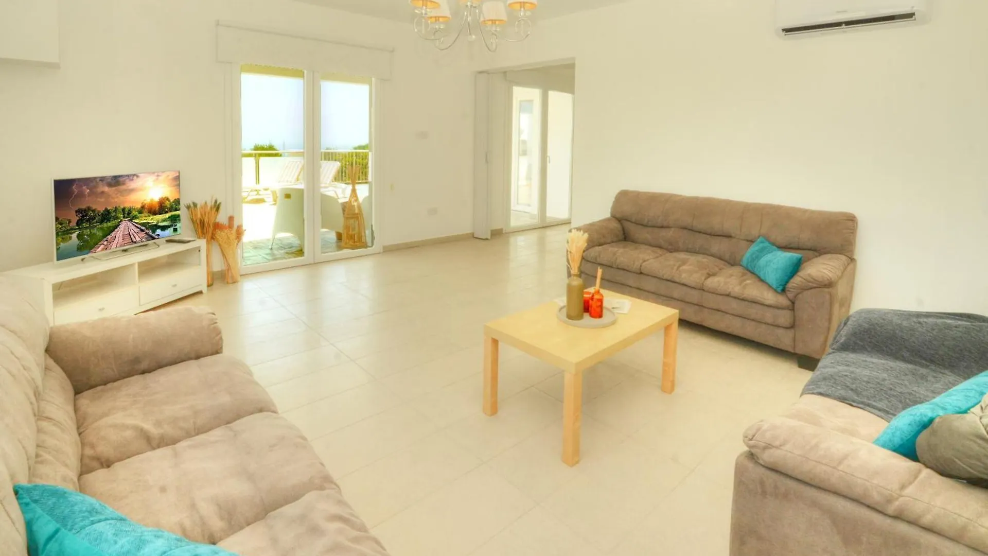 Villa Christina Ayia Napa 0*,  Cypern